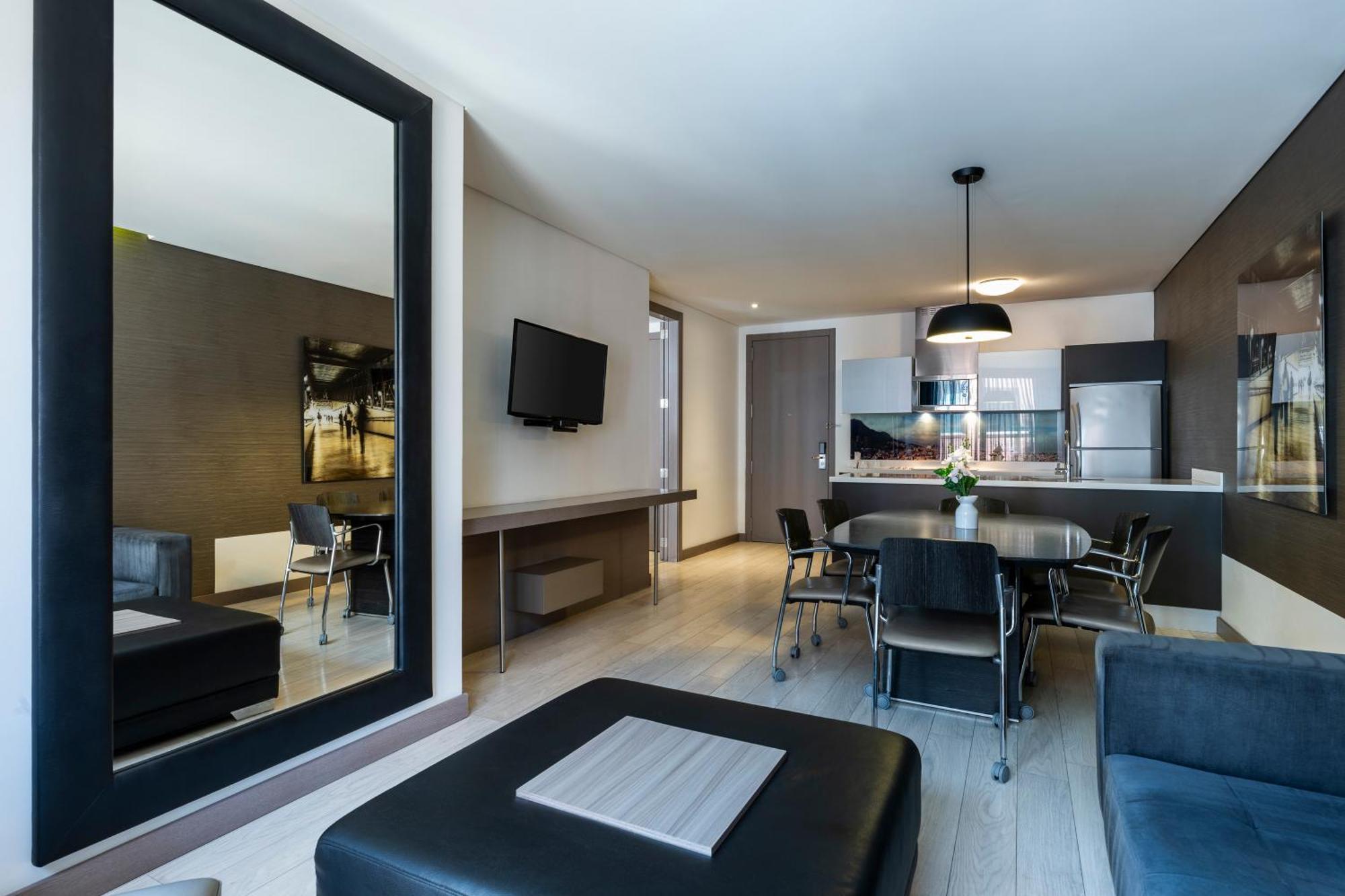 Hotel 100 Luxury Suites By Preferred Bogota Bagian luar foto
