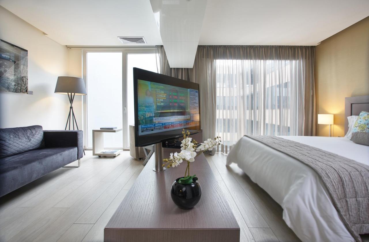 Hotel 100 Luxury Suites By Preferred Bogota Bagian luar foto A room at the hotel